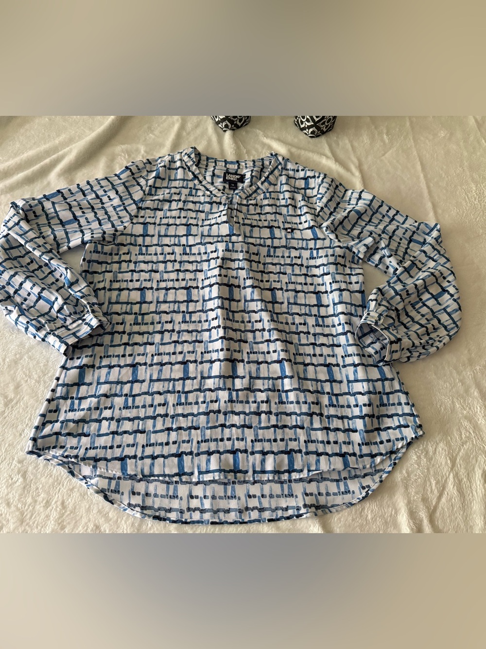 Lands’ End Shirred Split Neck Long Sleeve Blue White Brushstroke Blouse 16 Women